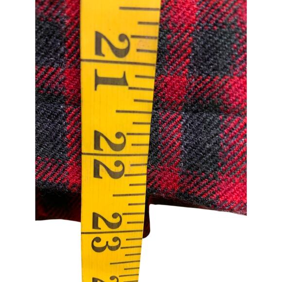 Womens Eddie Bauer 100% Wool Red Black Plaid Vest Size S Dark Academia - Picture 6 of 6